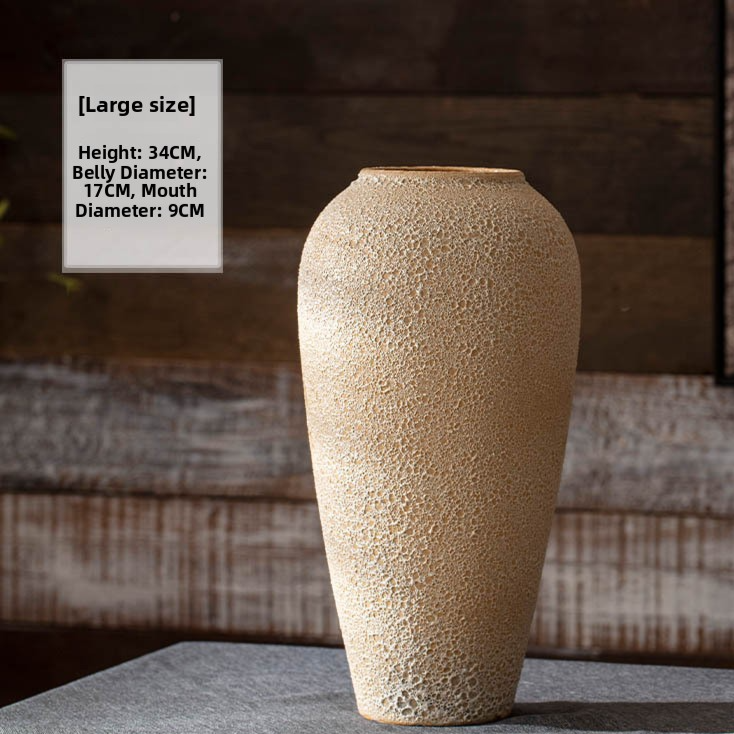 Retro Chinese Ceramic Vase