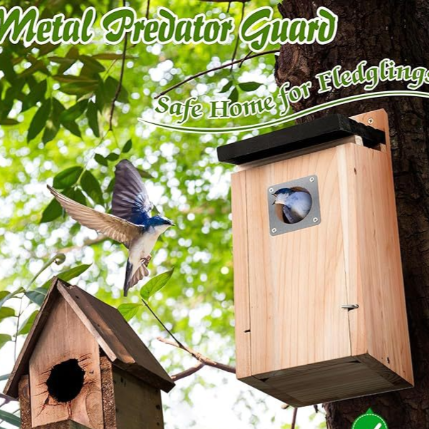 Wooden Garden Birdhouse